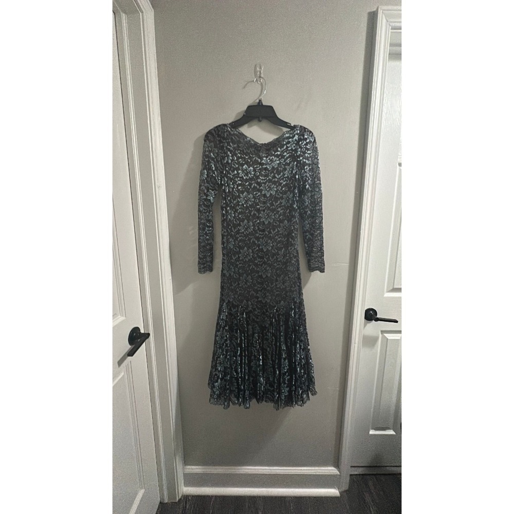 1980s sheer lace overlay dress‎ P2P 15"